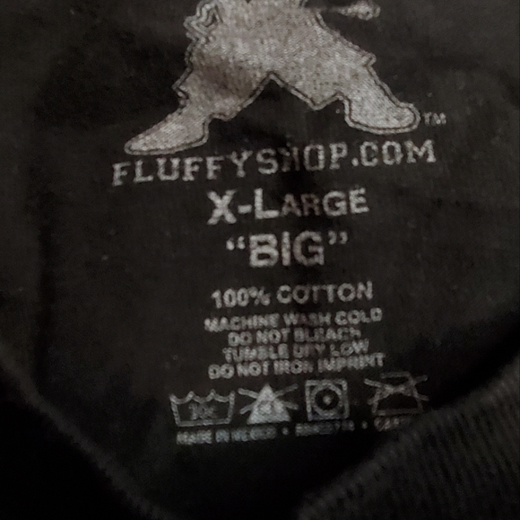 Fluffy Breaks Even World Tour 2016 T-Shirt - Picture 6 of 6